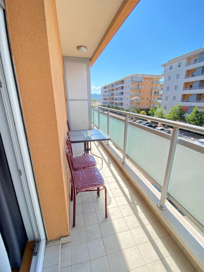 Apartman Vesna City 2. Pg Ποντγορίτσα Εξωτερικό φωτογραφία